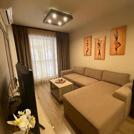 Argisht 647 דירה *